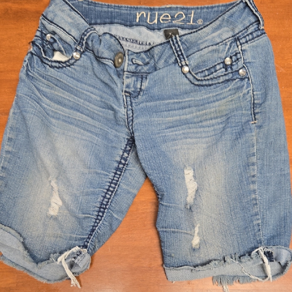 rue21 Light Blue Distressed Rolled Hem Denim Bermuda Shorts